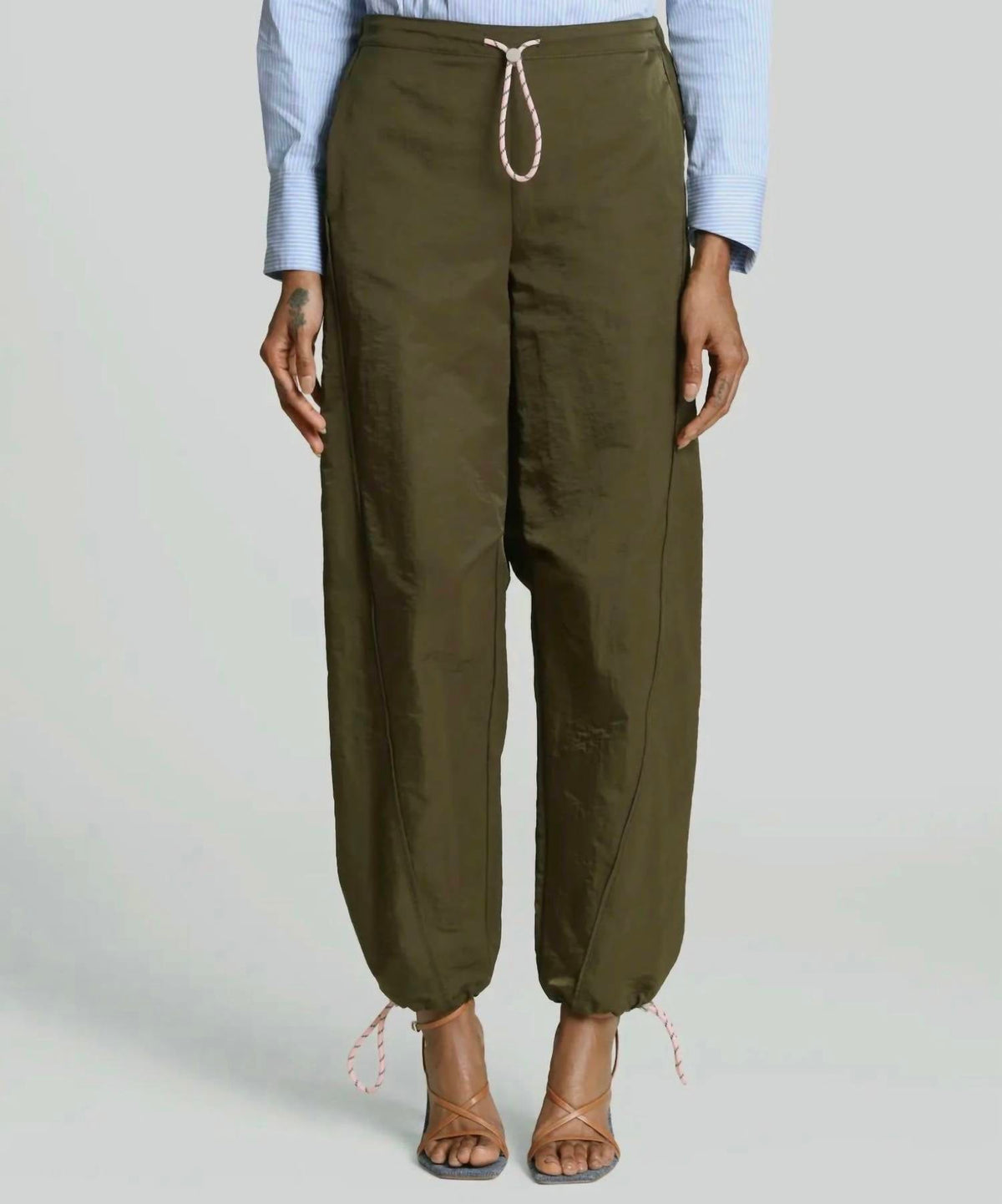 Drawcord Barrel Leg Joggers In Olive