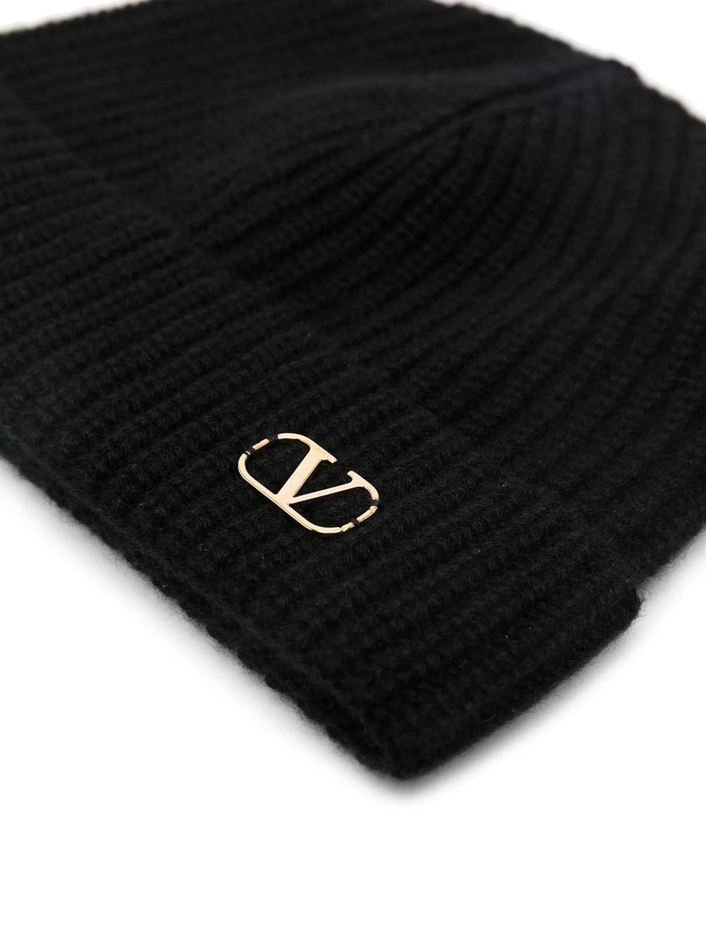 Valentino Garavani Men Beanie Knitted Vlogo Signature In Cashmere