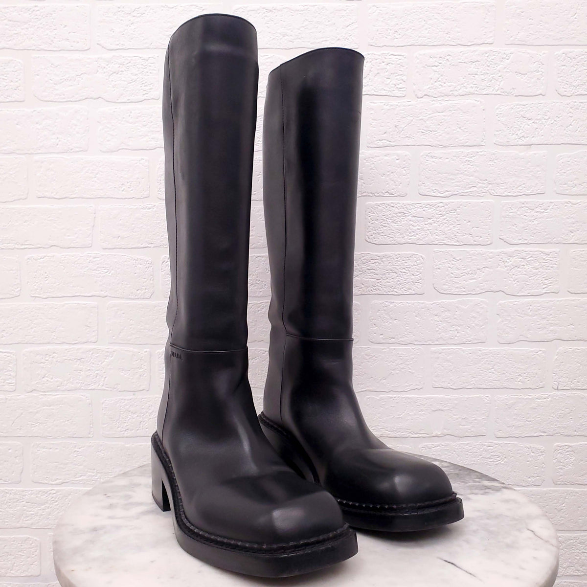PRADA LEATHER ROUND TOE BOOTS - SIZE 40