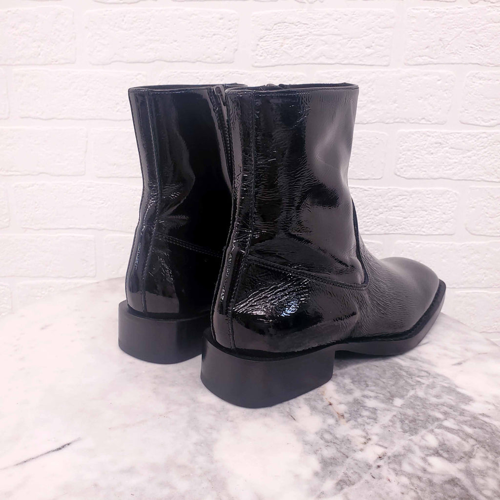 ANN DEMEULEMEESTER BLACK CRINKLE PATENT LEATHER ANKLE BOOTIES - SIZE 41
