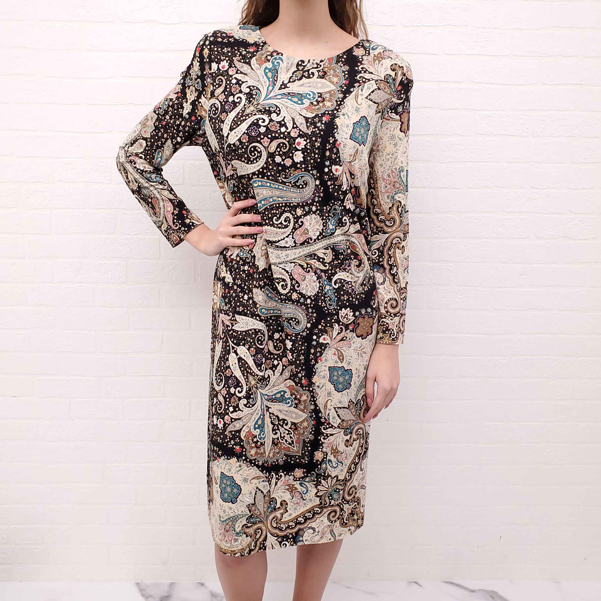 ETRO BLACK AND KHAKI PAISLEY PRINT SHIFT DRESS WITH SHOULDER PADS - SIZE 48