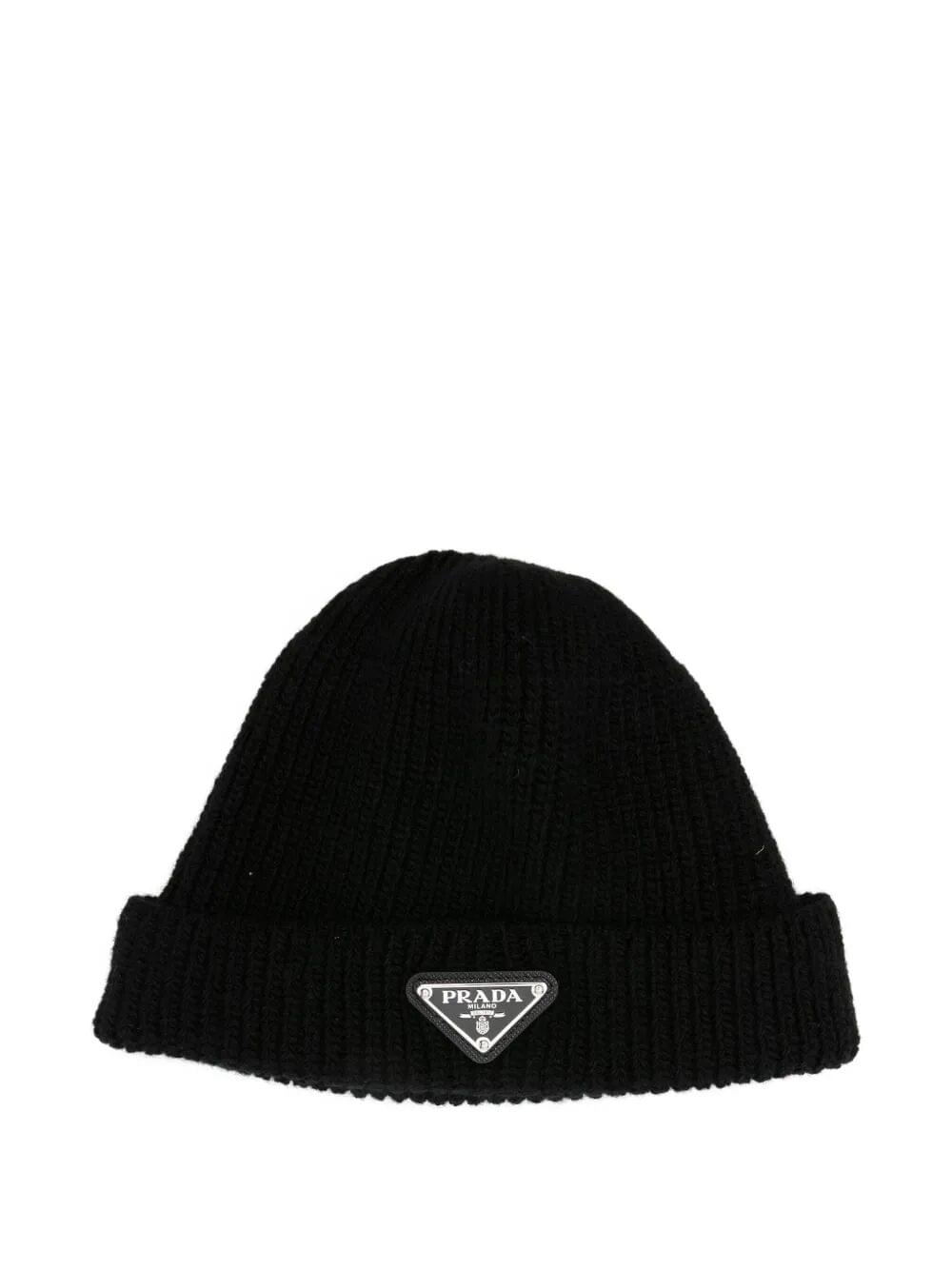 Prada Men Ribbed Logo-Plaque Beanie