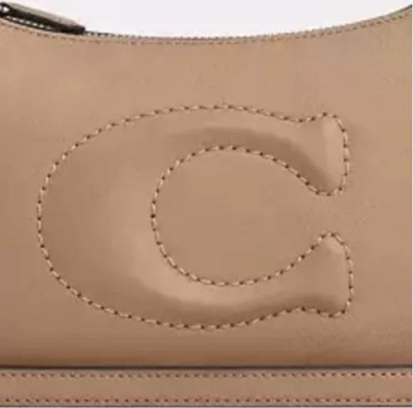 NWT Coach Teri Shoulder Bag In Signature Quilting In Smooth Leather