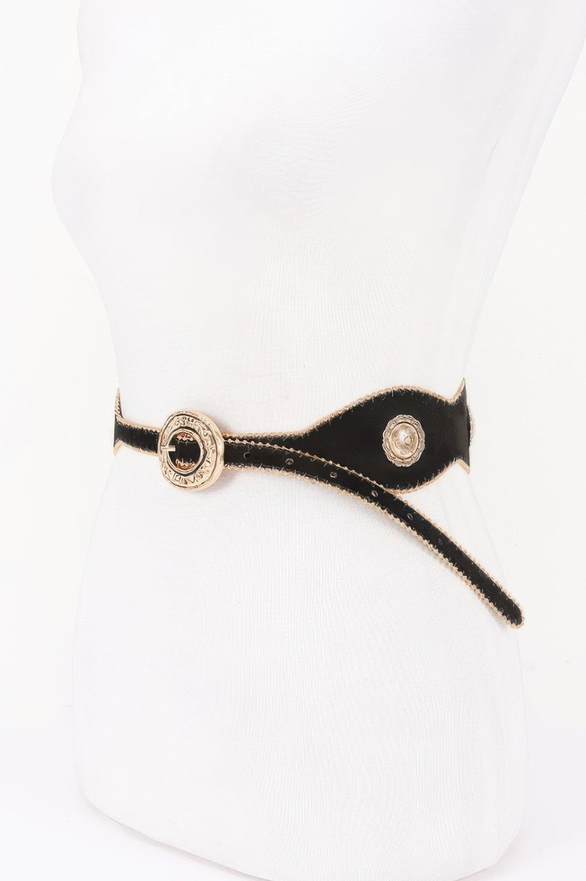 Scalloped Edge Concho Belt