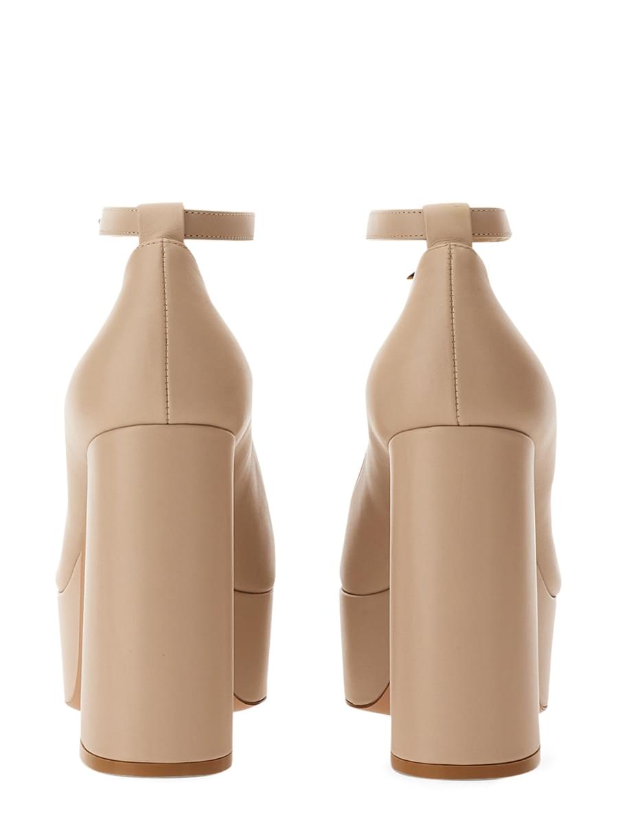 Gianvito Rossi Women Pump "Manila"