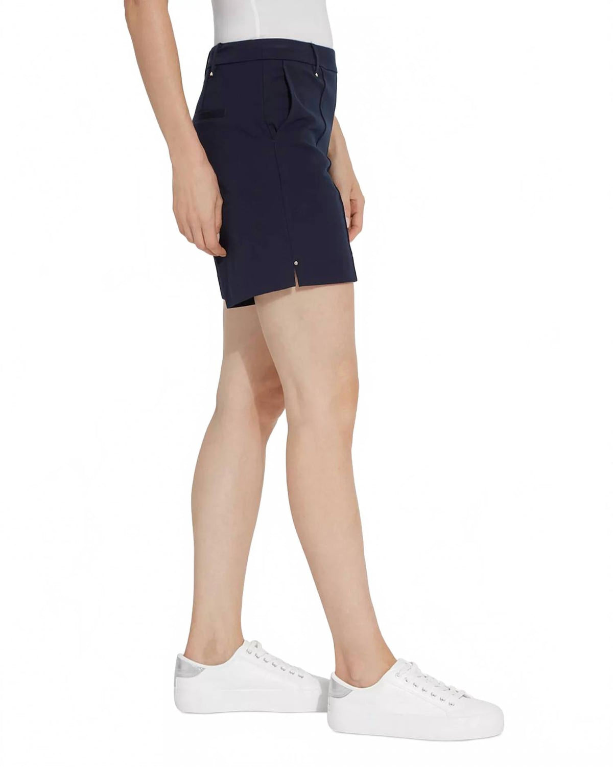 Amanda Stretch Twill Short In True Navy