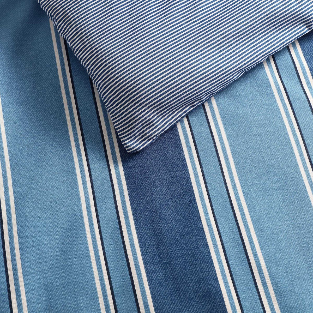 Nautica Gilpin Stripe Blue Twin Comforter Set