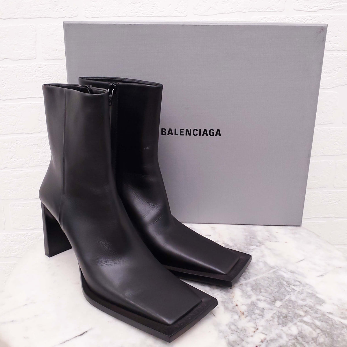 BALENCIAGA BLACK LEATHER LOGO SQUARE TOE BOOTS - SIZE 36C