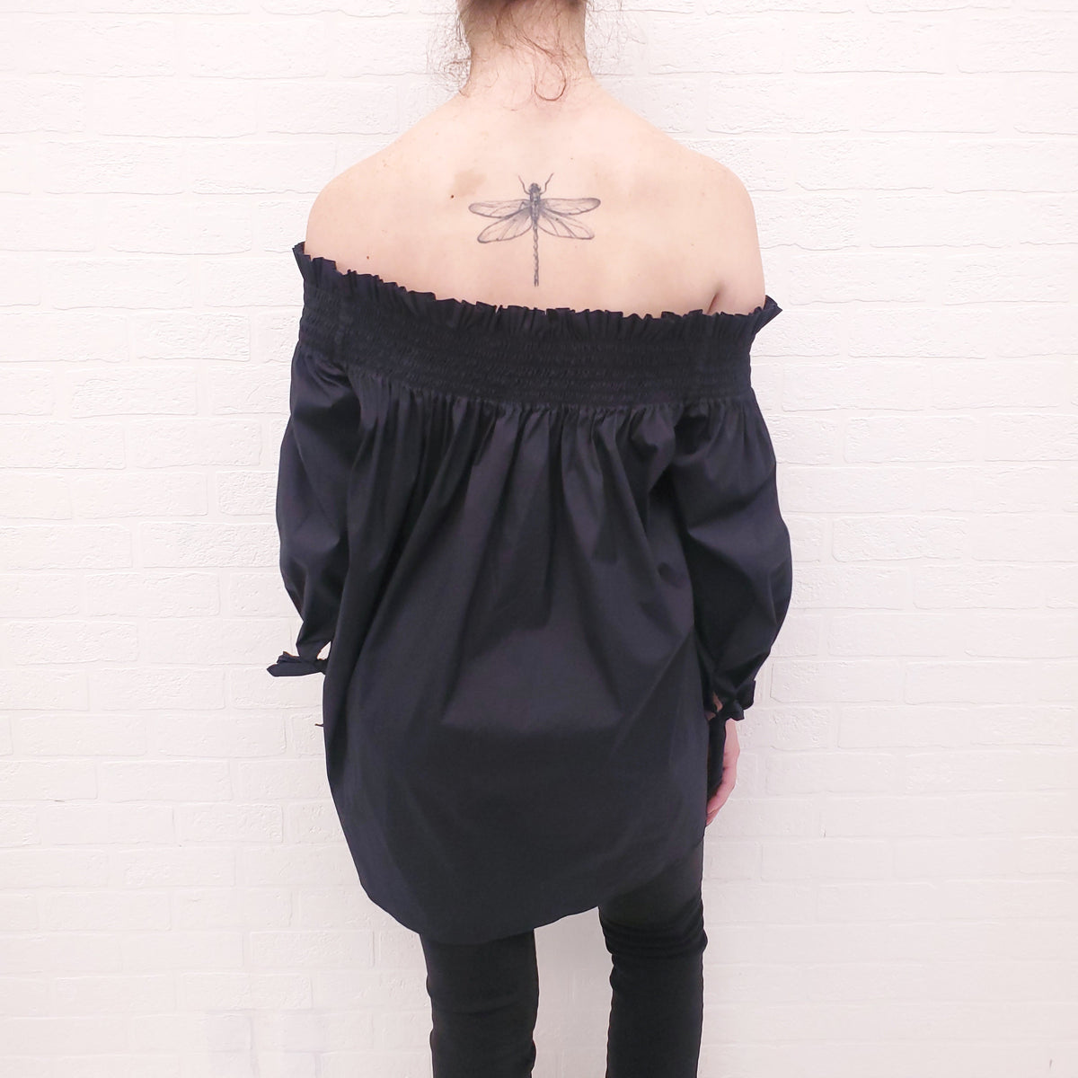 CAROLINE CONSTAS OFF THE SHOULDER BLOUSE - SIZE M