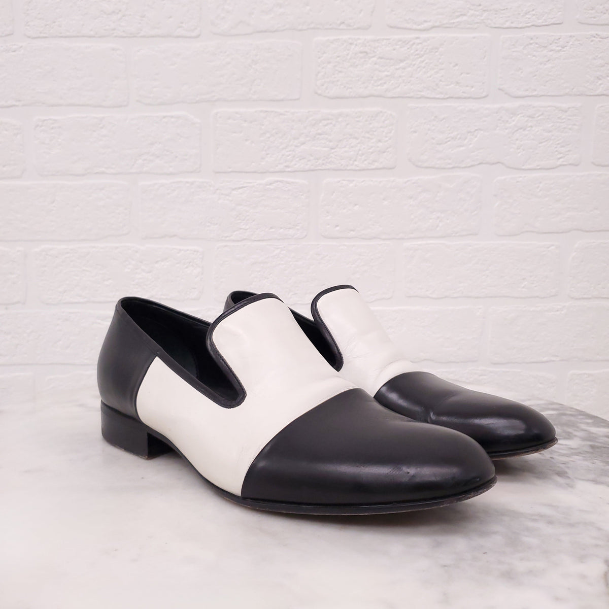 CELINE BLACK AND WHITE LOAFERS - SIZE 38