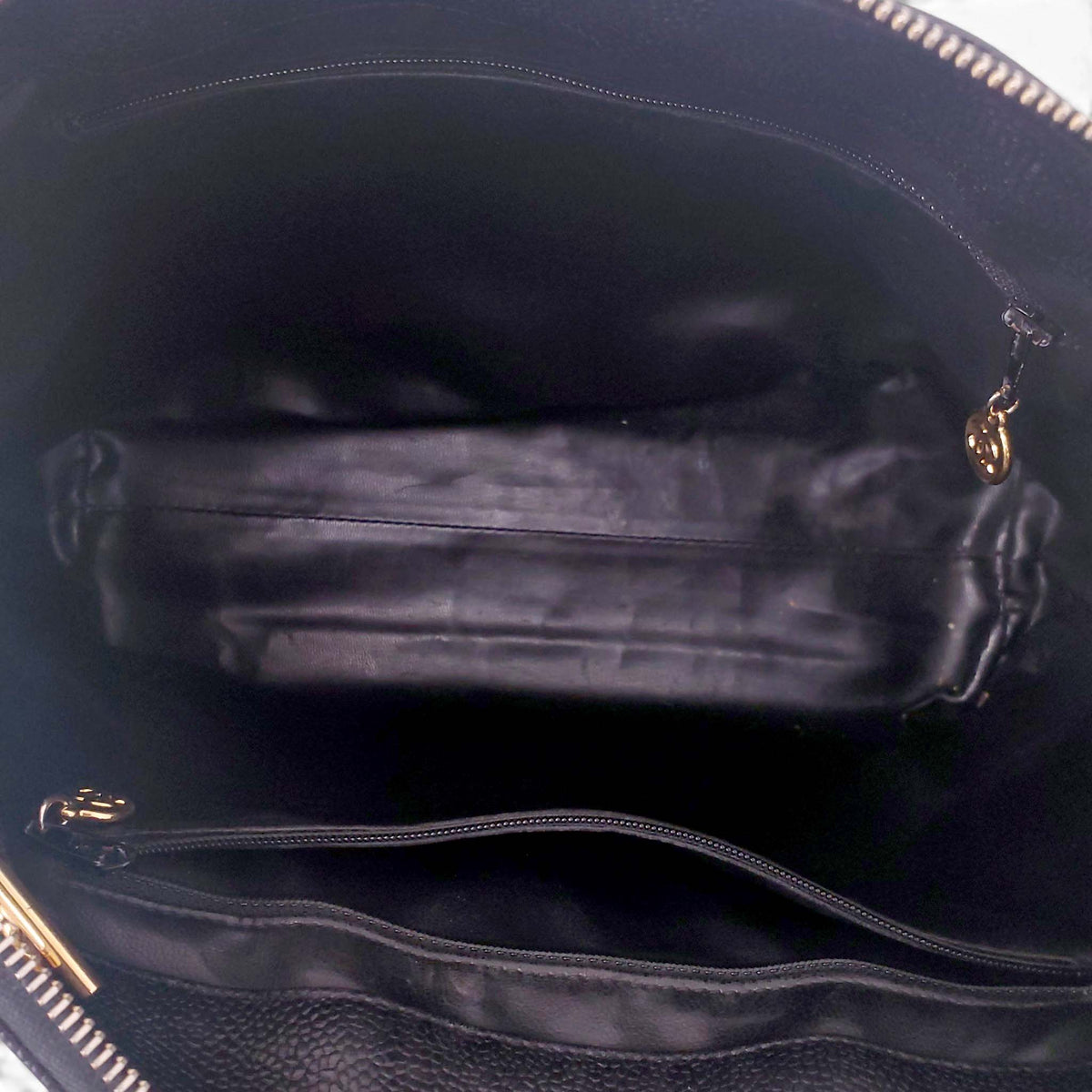 CHANEL CAVIAR LEATHER COCO MARK TURNLOCK CHAIN TOTE BAG