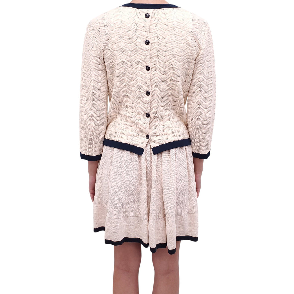 CHANEL CREAM AND NAVY 2-PIECE KNIT SKIRT SET - SIZE 36