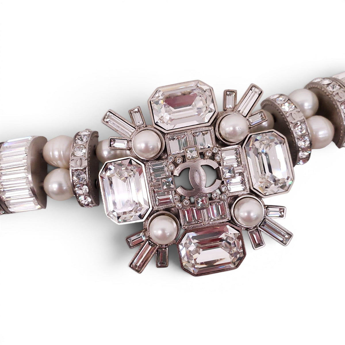 CHANEL FAUX PEARL CRYSTAL BELT