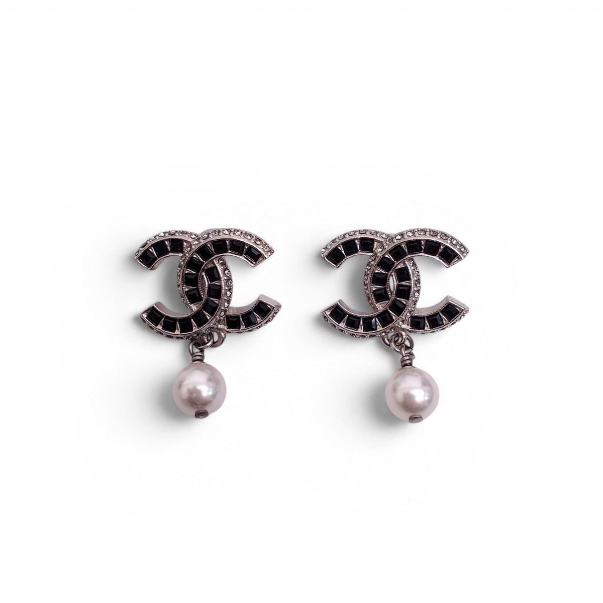 CHANEL LOGO PEARL DROP EARRINGS