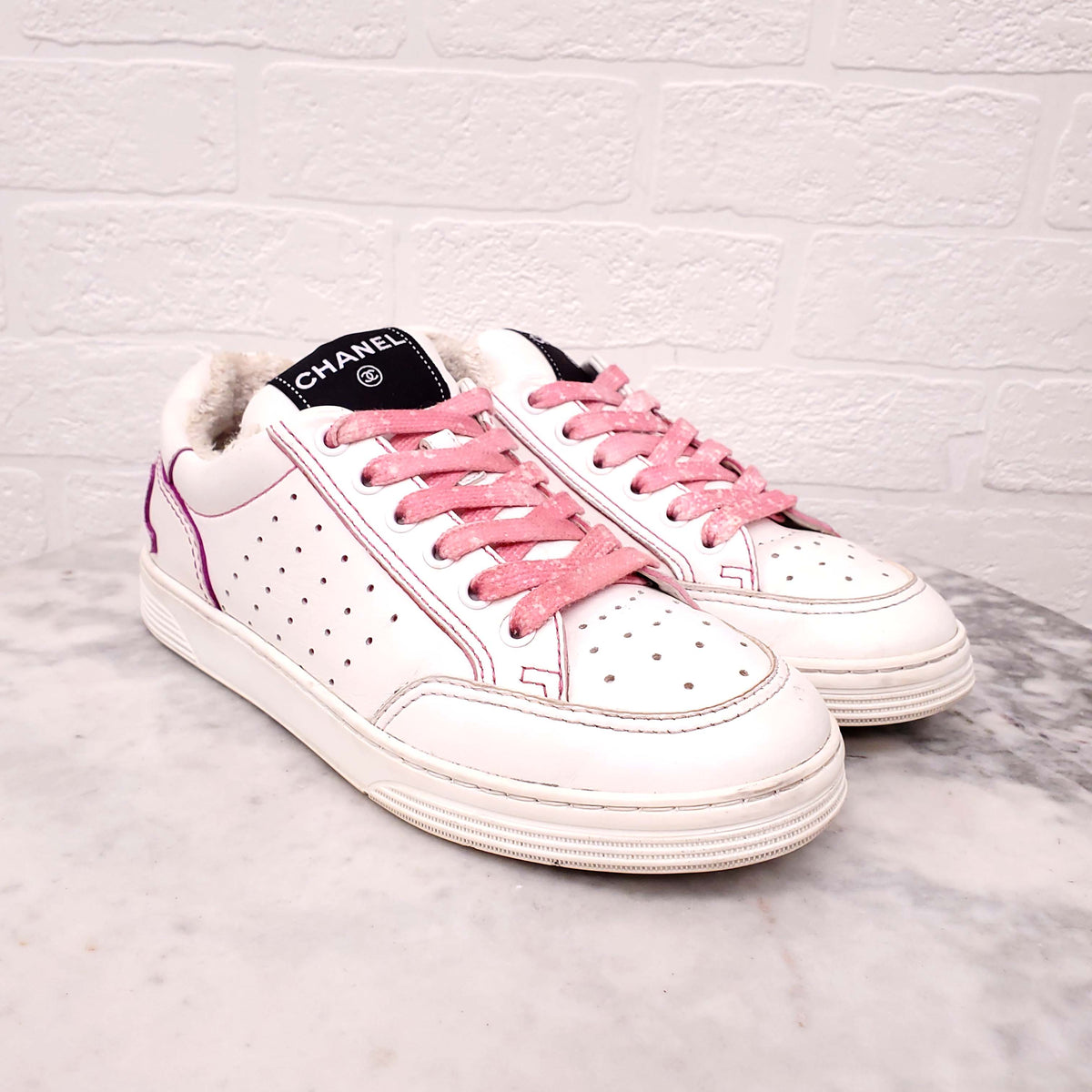 CHANEL LOGO SNEAKERS WITH PINK LACES - SIZE 37