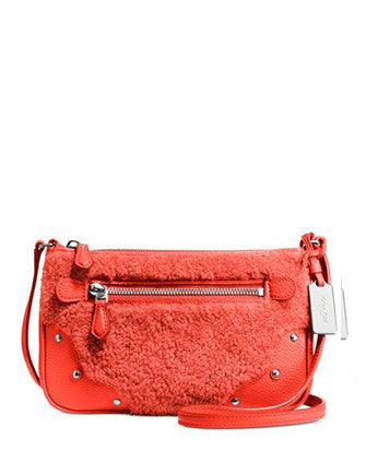 Coach Small Rhyder Pochette in Shearling