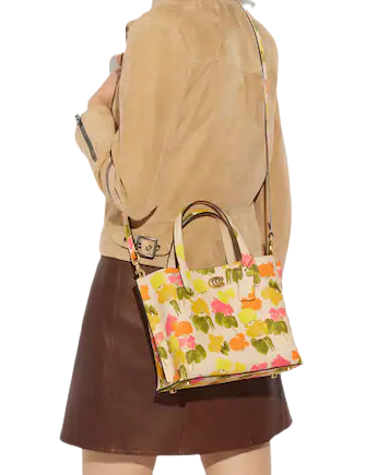 Coach Willow Tote 24 With Floral Print