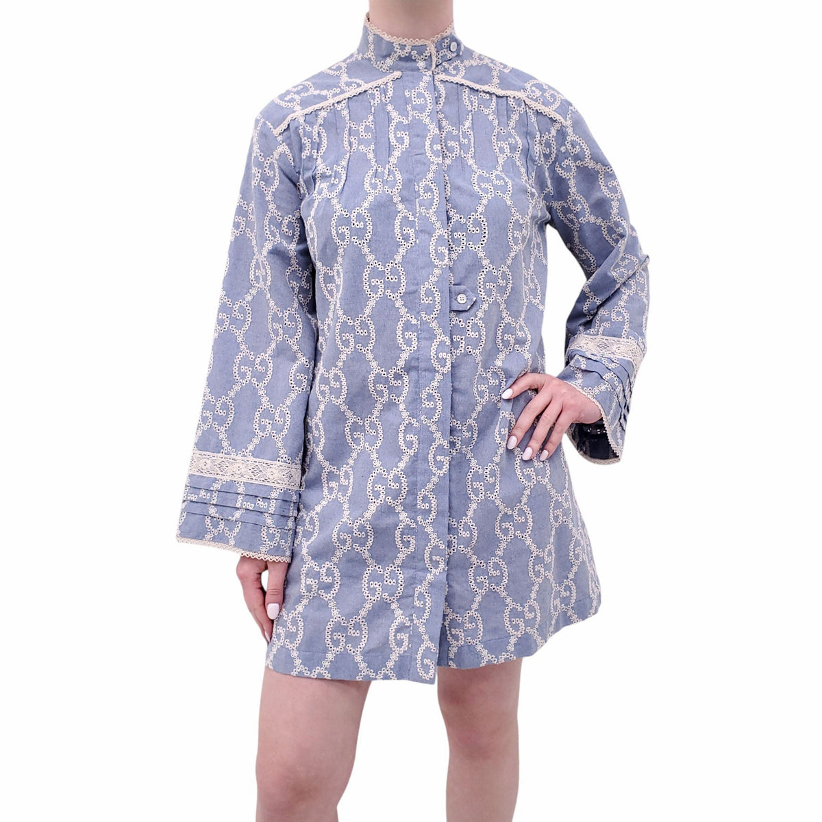GUCCI BLUE EYELET LOGO BUTTON UP DRESS - SIZE L