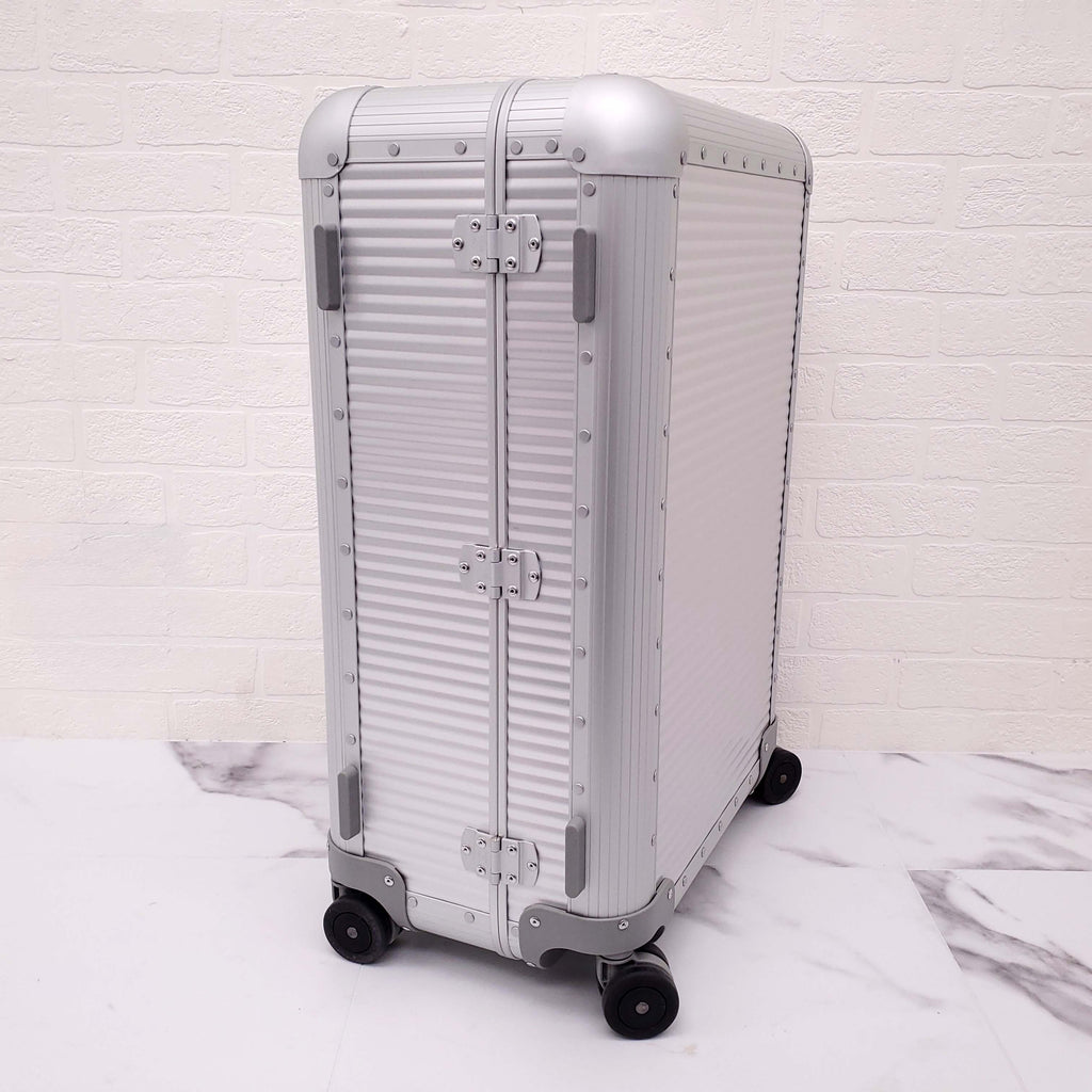 GUCCI SILVER LUGGAGE