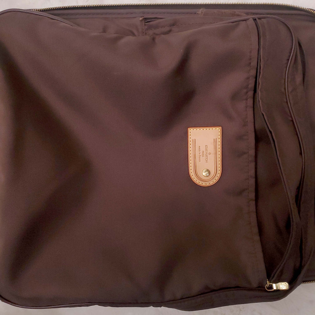 LOUIS VUITTON MONOGRAM ROLLING CARRY ON SUITCASE