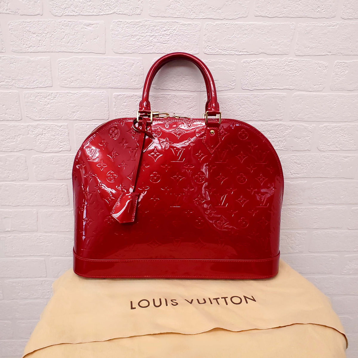 LOUIS VUITTON RED PATENT MONOGRAM 'LARGE ALMA' BAG