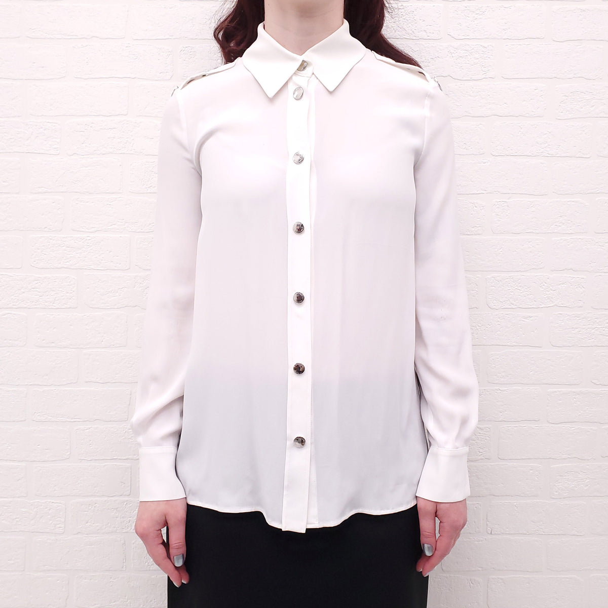 MOSCHINO BOUTIQUE WHITE BLOUSE WITH CHAIN DETAIL - SIZE 4