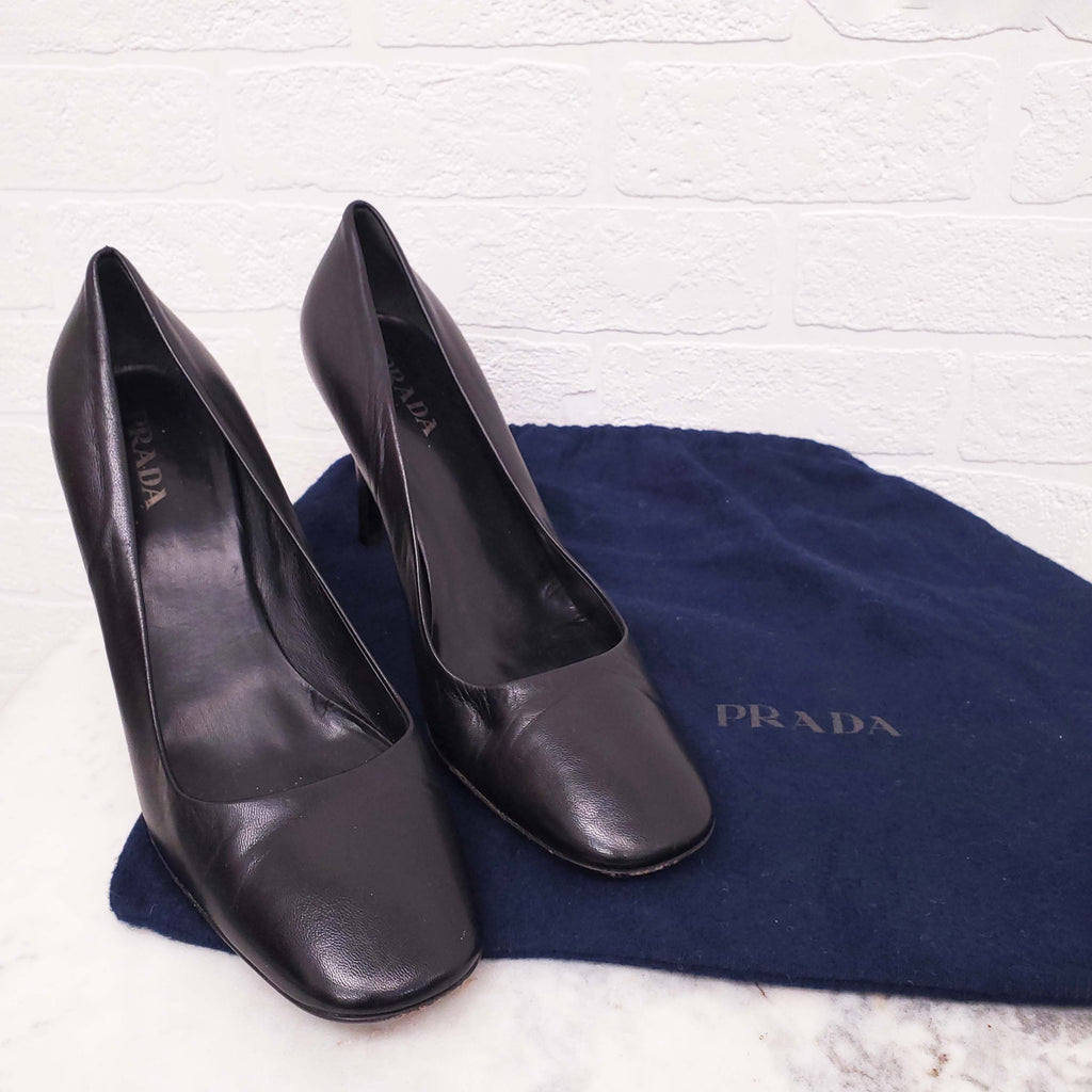 PRADA BLACK LEATHER HEELS - SIZE 39.5