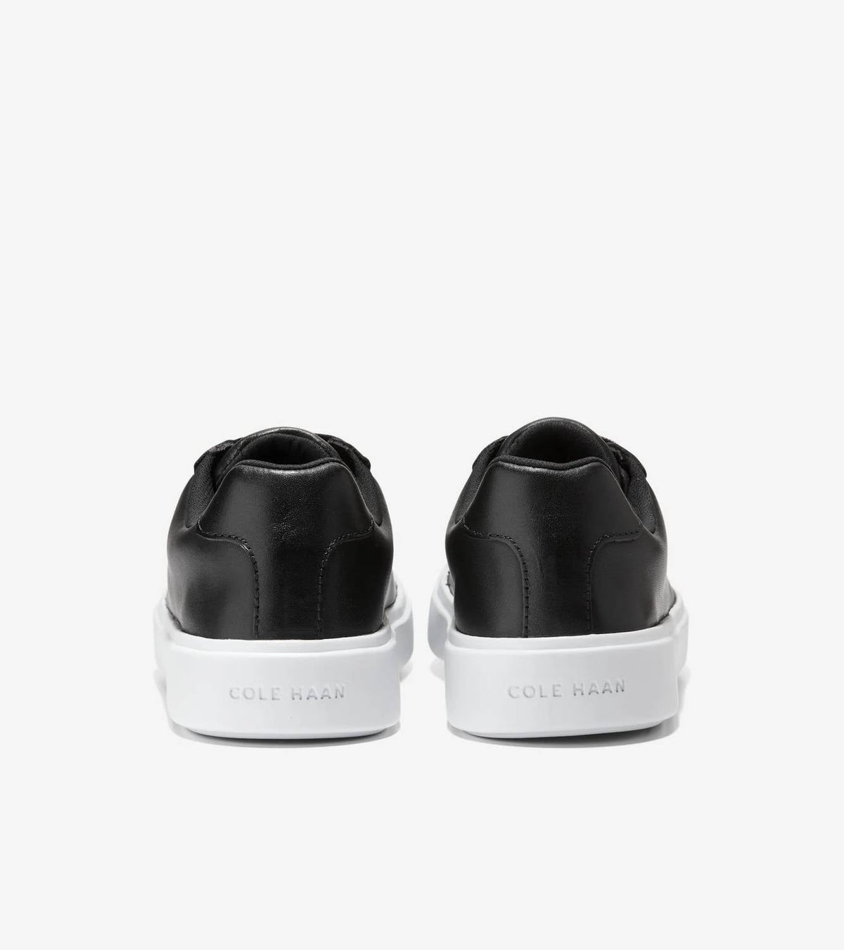 Women's Grand Crosscourt Daily Sneakers In Black/white