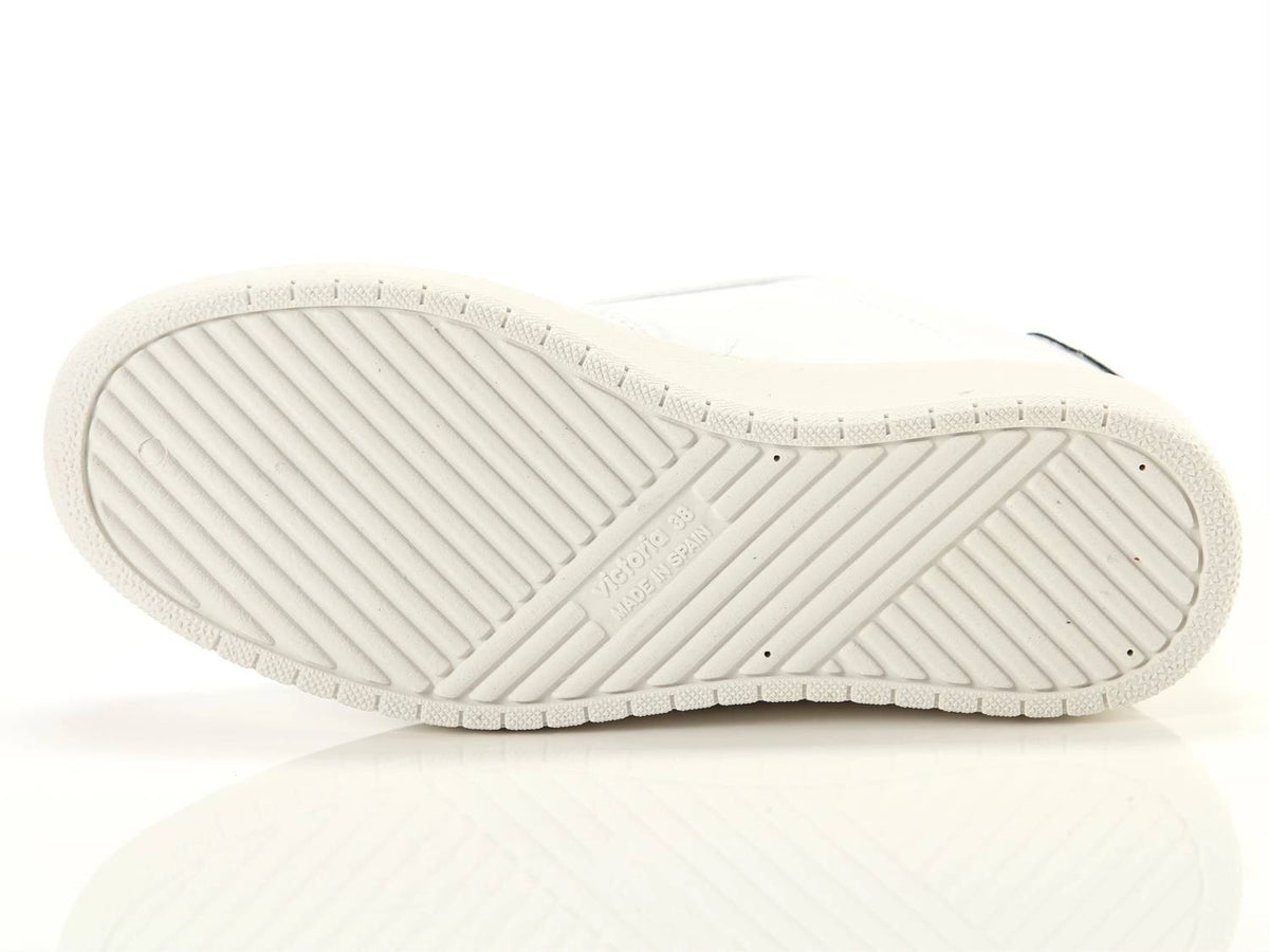 Women's Low-Top Lace-Up Sneakers In Taupe