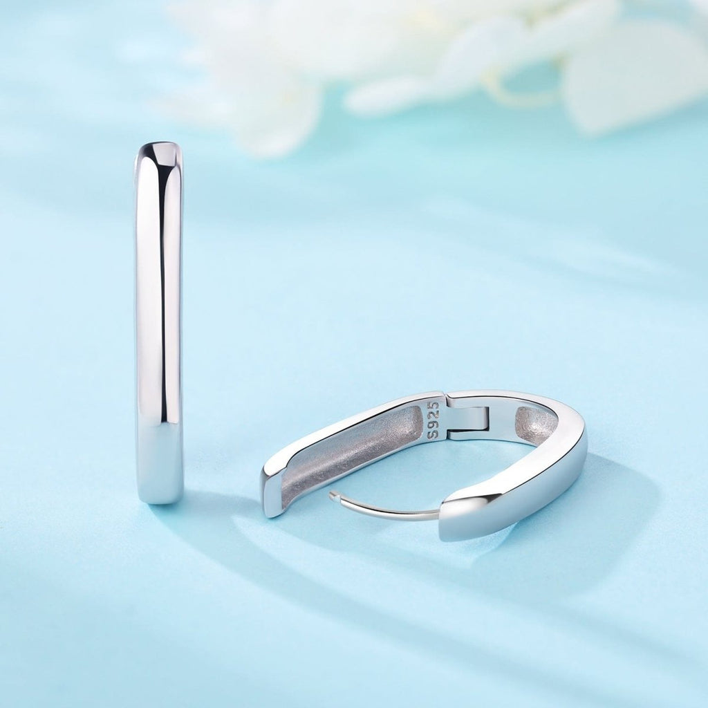 Minimalist Sleek Hoop Earrings